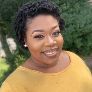 Meet your Posher, Ciara